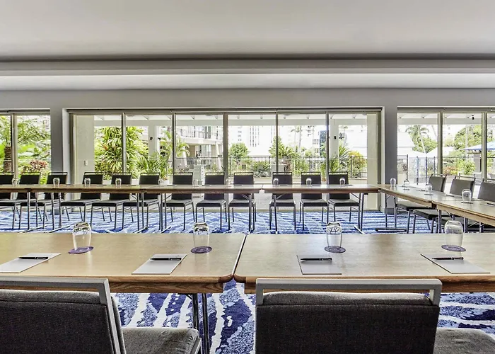 Novotel Cairns Oasis Resort